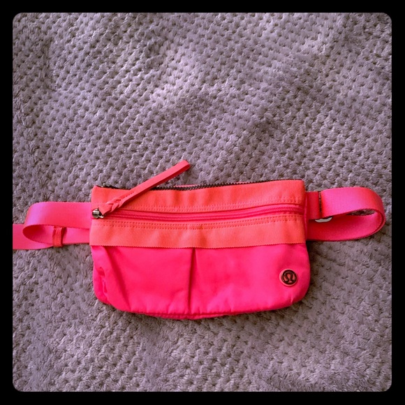 lululemon athletica Handbags - Lululemon Free Spirit Bag lululemon athletica Handbags - Lululemon Free Spirit Bag